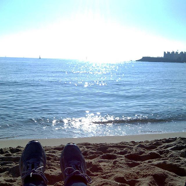 27 Diciembre #domingo #sol #naturaleza #relax #airelimpio #descanso #respirar #arena #playa #invierno ???Mañana... a trabajar con fuerzas recuperadas ;-)#barcelona #villaolimpica #igersbarcelona #arte #artesanía #fotografía