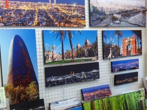 Toca cambio de pared : #fotos de #barcelona impresas sobre #tela y montadas en #bastidor Es dificil elegir entre tantas vistas y rincones. #arcodetriunfo #portvell #torreagbar #palaciodejusticia #fortpienc #igersbarcelona #fotografía #arte #artesanía