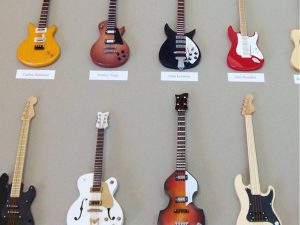 Miniaturas de guitarras