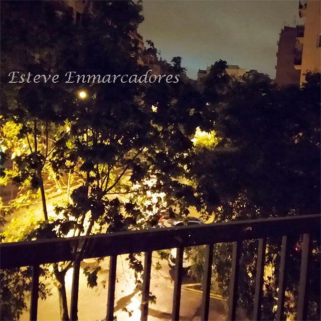 Paisajes urbanos nocturnos - Esteve Enmarcadores