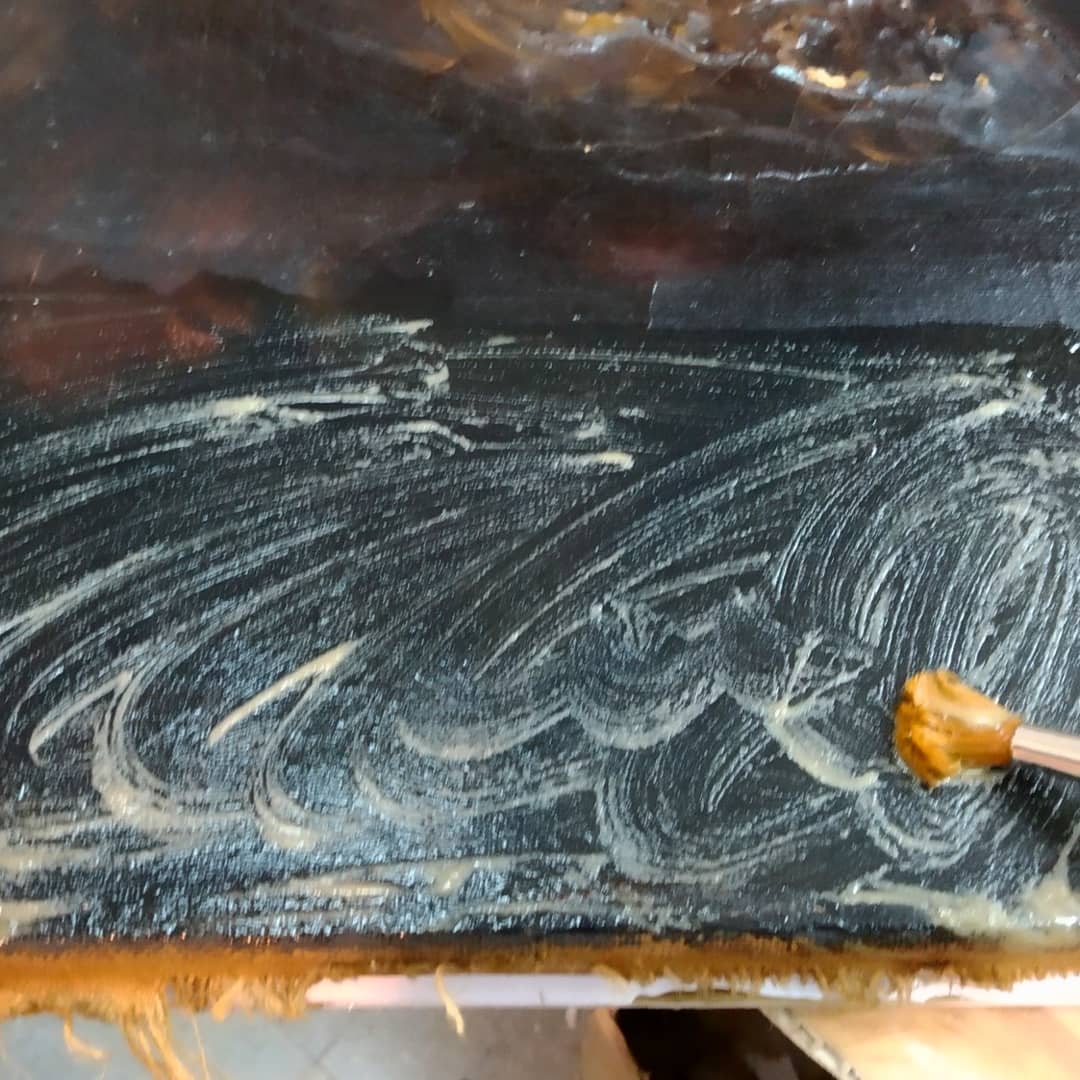 Limpiar óleo de suciedadEsta pintura tiene una buena capa de de grasa, polvo y tabaco.La retiramos con gel de Trietanolamina, neutralizado después con agua destilada#arte #artesania #restauración #deunoenuno